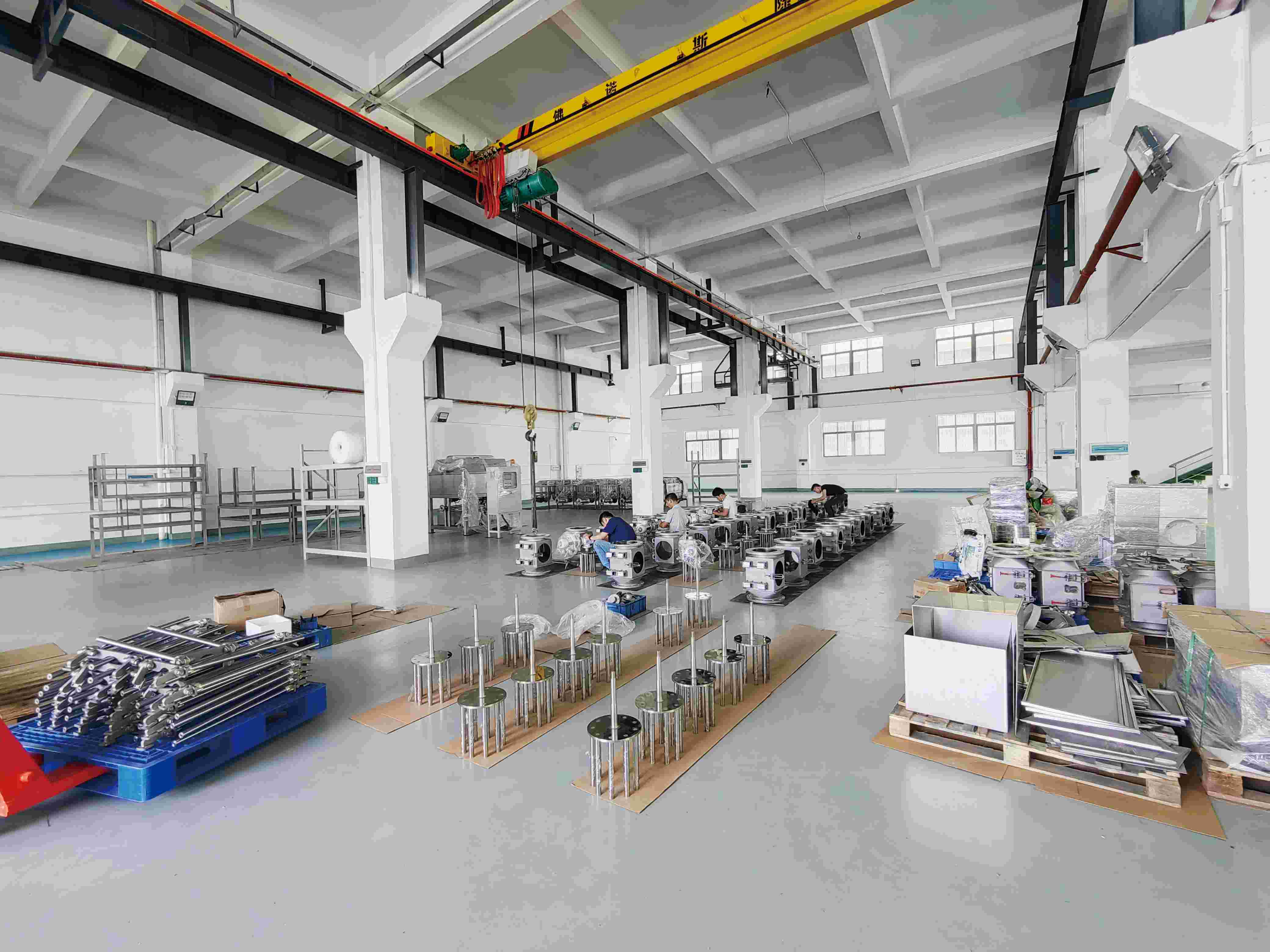 Εξοπλισμός χειροκίνητης κατά της αυτόματης αφαίρεσης σιδήρου: Πλεονεκτήματα και διαφορές